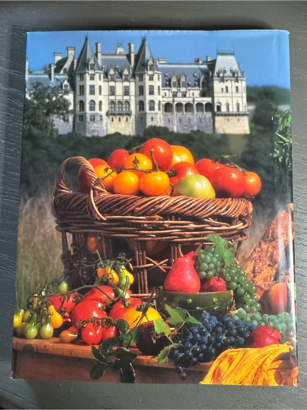 Bounty of Biltmore Cookbook - Collectors Edition Asheville North Carolina 2000